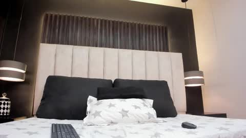 mathilda_liz online show from September 23, 2025, 12:41 pm