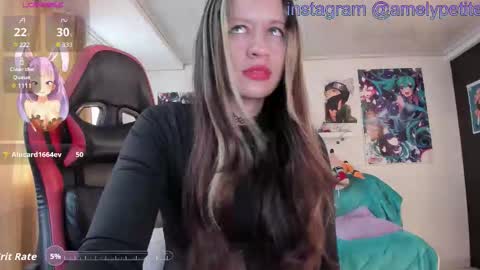 Mathilda Lapetite online show from October 8, 2025, 9:56 pm