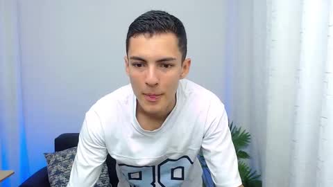 Snapshot of matiius18 chatting on October 3, 2025, 2:47 pm Matias online show from October 3, 2025, 2:47 pm