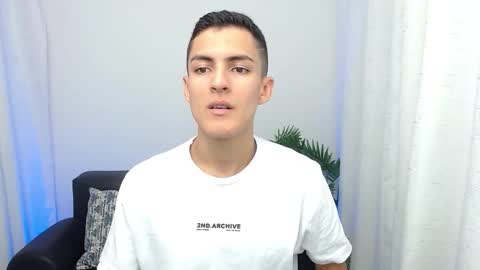 Snapshot of matiius18 chatting on November 10, 2025, 2:38 pm Matias online show from November 10, 2025, 2:38 pm