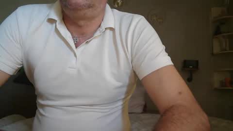 Snapshot of matrike1 chatting on April 3, 2026, 2:37 pm matrike1 online show from April 3, 2026, 2:37 pm