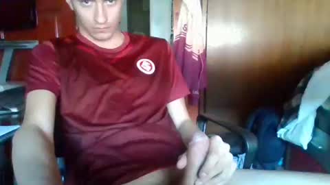 Snapshot of matt35301 chatting on September 18, 2025, 4:31 pm matt35301 online show from September 18, 2025, 4:31 pm