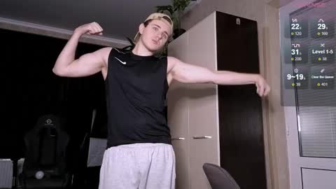 Snapshot of matt_aniston chatting on December 7, 2024, 5:53 pm Matt online show from December 7, 2024, 5:53 pm