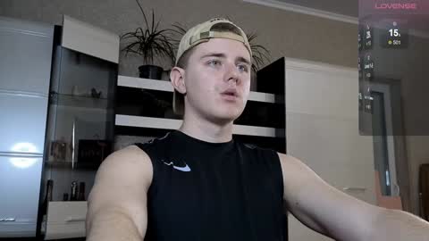 Snapshot of matt_aniston chatting on December 30, 2024, 6:05 pm Matt online show from December 30, 2024, 6:05 pm