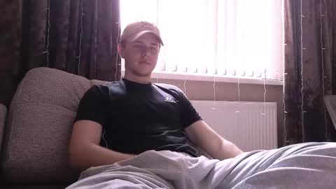 Snapshot of matt_aniston chatting on March 6, 2025, 12:09 pm Matt online show from March 6, 2025, 12:09 pm