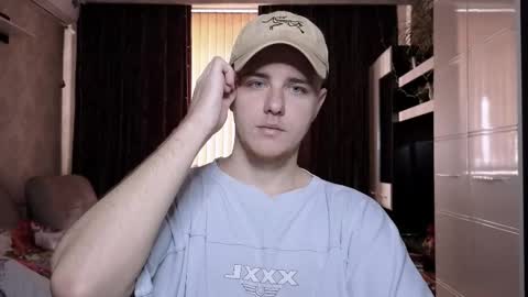 Snapshot of matt_aniston chatting on March 12, 2025, 10:05 am Matt online show from March 12, 2025, 10:05 am