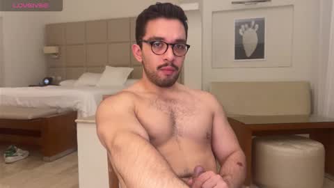 Snapshot of matt_artim chatting on November 14, 2025, 1:04 am The Matt Leon online show from November 14, 2025, 1:04 am