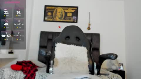 matt rodriguez92 online show from September 18, 2025, 9:17 pm