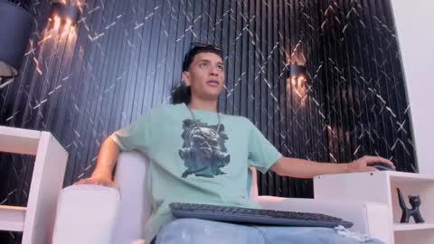 Snapshot of matt_ruso chatting on November 5, 2025, 3:50 am Matt Ruso online show from November 5, 2025, 3:50 am