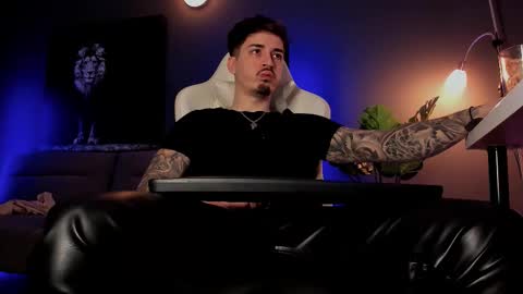 Snapshot of matt_thestud chatting on March 19, 2026, 7:56 am Matt online show from March 19, 2026, 7:56 am