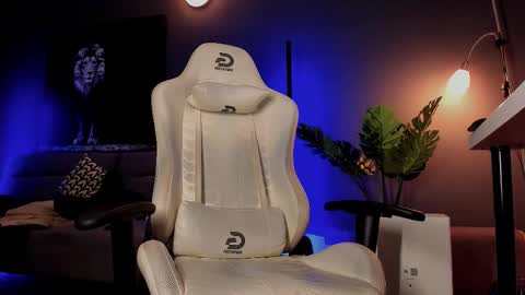 Snapshot of matt_thestud chatting on March 28, 2026, 7:30 am Matt online show from March 28, 2026, 7:30 am