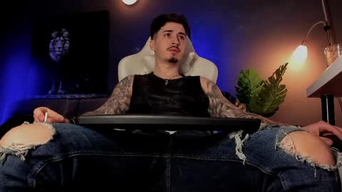 Snapshot of matt_thestud chatting on April 5, 2026, 7:38 am Matt online show from April 5, 2026, 7:38 am