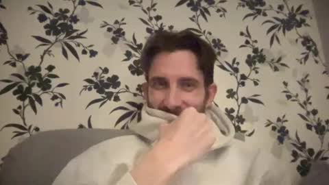 Snapshot of mattcarta chatting on February 5, 2025, 9:07 pm mattcarta online show from February 5, 2025, 9:07 pm