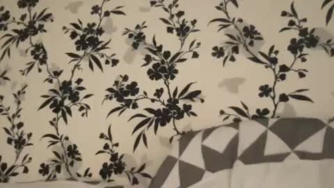 Snapshot of mattcarta chatting on October 13, 2025, 10:10 pm mattcarta online show from October 13, 2025, 10:10 pm