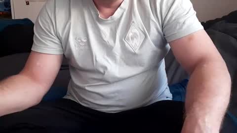 Snapshot of matten80 chatting on January 11, 2025, 11:23 am matten80 online show from January 11, 2025, 11:23 am