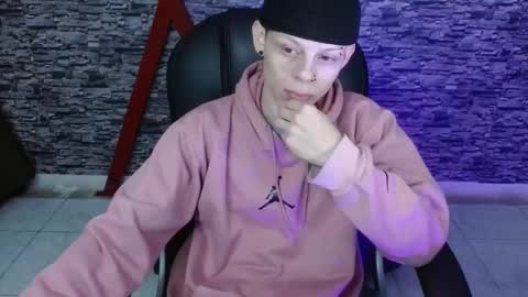 Snapshot of matthewboy_ chatting on March 9, 2025, 12:31 pm MatthewBoy online show from March 9, 2025, 12:31 pm