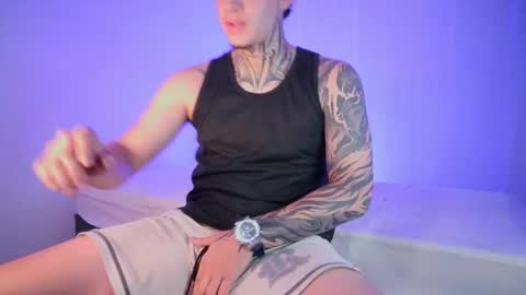 Snapshot of matthewjones1 chatting on December 31, 2024, 11:17 pm Matt online show from December 31, 2024, 11:17 pm