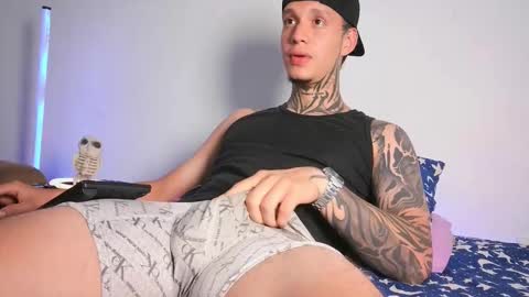 Snapshot of matthewjones1 chatting on September 16, 2025, 12:33 am Matt online show from September 16, 2025, 12:33 am