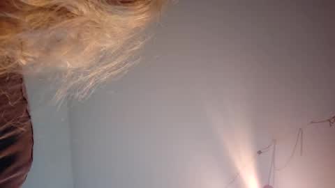 Snapshot of matthy60 chatting on October 2, 2025, 7:48 am Matthias online show from October 2, 2025, 7:48 am