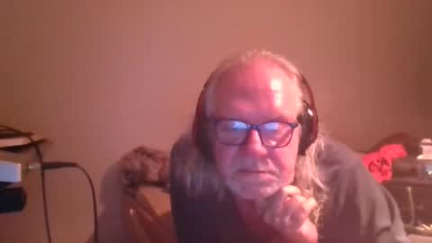 Snapshot of matthy60 chatting on November 1, 2025, 1:29 am Matthias online show from November 1, 2025, 1:29 am