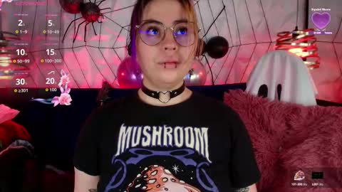 TATIANA  AND ROUS online show from October 17, 2025, 11:02 am