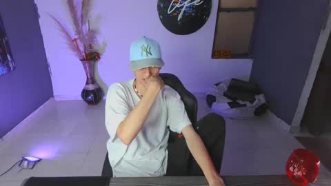 mattias     online show from January 11, 2025, 12:07 pm