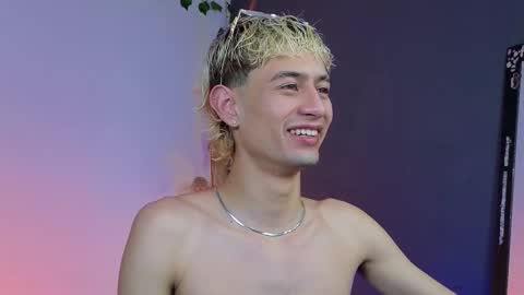 mattias     online show from December 5, 2025, 4:32 am