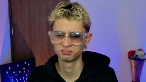 mattias     online show from March 31, 2026, 6:25 am