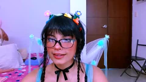 mattilda_18 online show from March 7, 2025, 9:06 pm