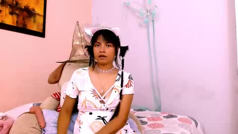 mattilda_18 online show from March 11, 2025, 8:20 pm