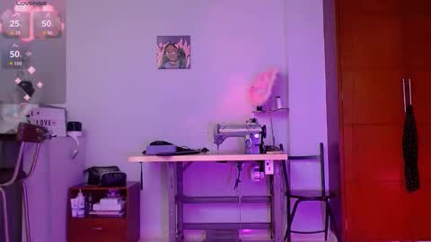 mattilda_18 online show from September 11, 2025, 8:20 pm