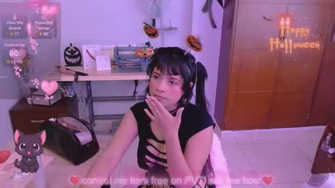 mattilda_18 online show from October 27, 2025, 8:35 pm