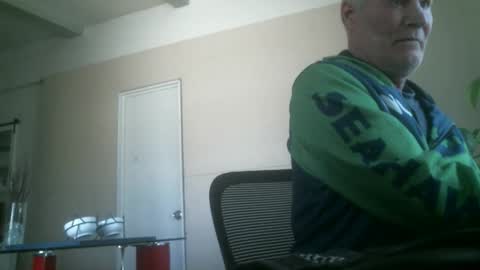 Snapshot of mattl4123 chatting on March 4, 2026, 10:27 pm mattl4123 online show from March 4, 2026, 10:27 pm