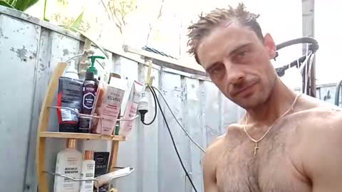 mattlesnake_101 online show from February 13, 2026, 10:39 pm