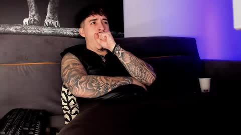 Snapshot of mattytwink69 chatting on February 27, 2025, 6:29 am Matt online show from February 27, 2025, 6:29 am