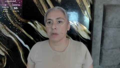 mature_gold online show from November 27, 2025, 12:40 pm