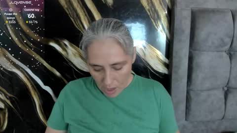 mature_gold online show from November 29, 2025, 12:41 pm