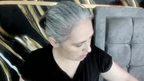 mature_gold online show from January 19, 2026, 12:20 pm