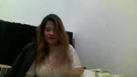 Snapshot of mature_sweet3827 chatting on January 6, 2026, 3:27 pm mature_sweet3827 online show from January 6, 2026, 3:27 pm
