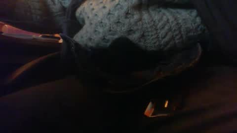 Snapshot of maturedaddi chatting on January 3, 2025, 7:07 pm Maturedaddi online show from January 3, 2025, 7:07 pm