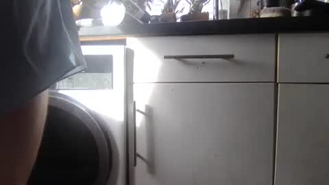 Snapshot of matureman1234 chatting on October 25, 2025, 9:50 am matureman1234 online show from October 25, 2025, 9:50 am