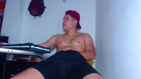 Snapshot of maty219 chatting on November 21, 2025, 12:15 pm maty219 online show from November 21, 2025, 12:15 pm