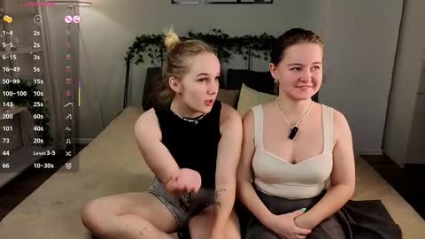 Snapshot of mauddenmon chatting on October 26, 2025, 11:05 am Lucy online show from October 26, 2025, 11:05 am