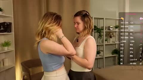 Snapshot of mauddenmon chatting on November 6, 2025, 1:06 am Lucy online show from November 6, 2025, 1:06 am