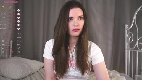 Snapshot of maudhaskell chatting on February 20, 2025, 1:25 am Lily online show from February 20, 2025, 1:25 am