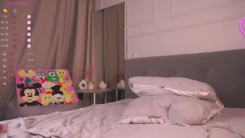 Snapshot of maudhaskell chatting on March 8, 2025, 9:51 pm Lily online show from March 8, 2025, 9:51 pm