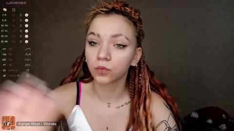 Mia online show from January 14, 2026, 8:20 am