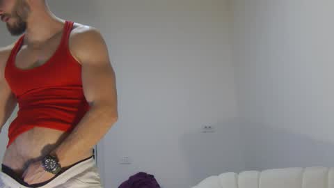 mauro_real_man online show from February 12, 2026, 6:03 pm