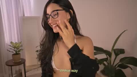 Maria Victoria Schedule 2pm until 9pm GMT-5 online show from October 5, 2025, 5:55 pm