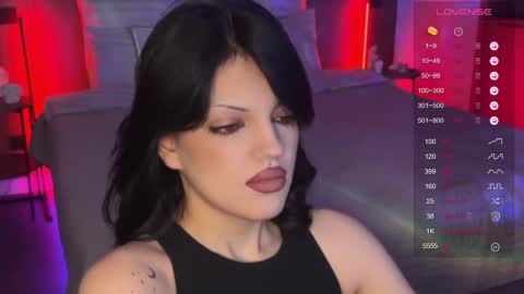 Mavis online show from December 13, 2025, 9:09 pm